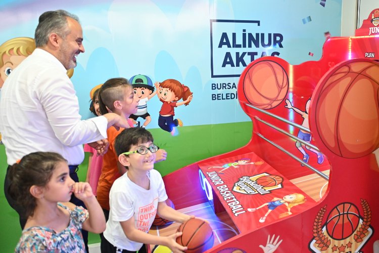 Bursa'da 'ToyMobil'le eğlenceli yolculuk -