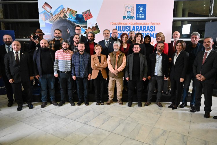 Bursa'da uluslararası fotoğraflarda dereceye girenler ödüllendirildi -