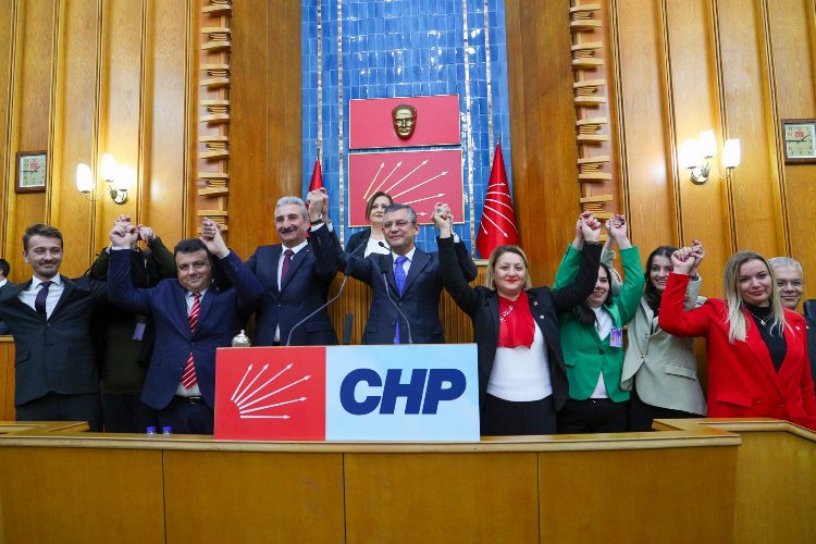 Bursa'dan CHP'ye 650 yeni üye katıldı -