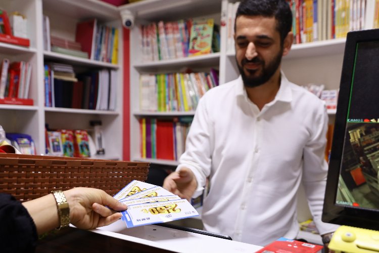 Bursa'dan eğitime destek, esnafa can suyu -