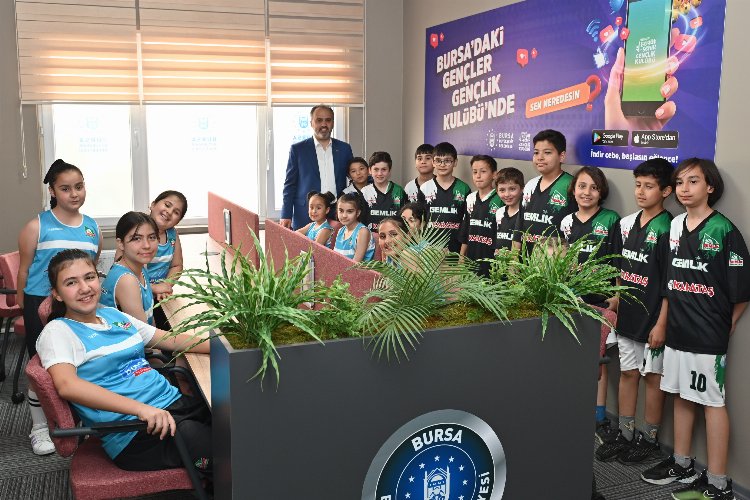 Bursa Gemlik’te gençler için önemli yatırım -