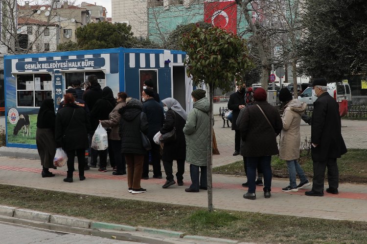 Bursa Gemlik'te Halk Büfeleri süpermarketlere rakip -