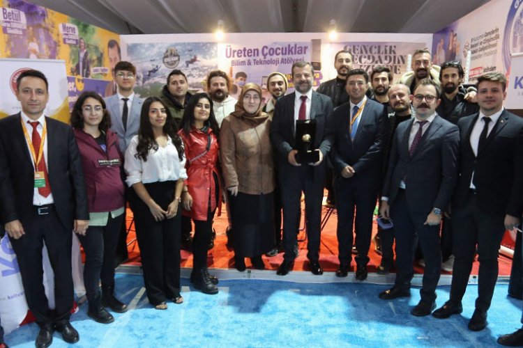 Bursa Gürsu'ya 'Gençlik' ödülü
