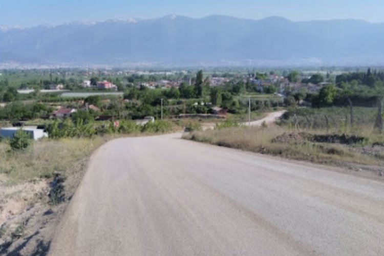 Bursa Gürsu'da bu mahallenin tek derdi yol! -