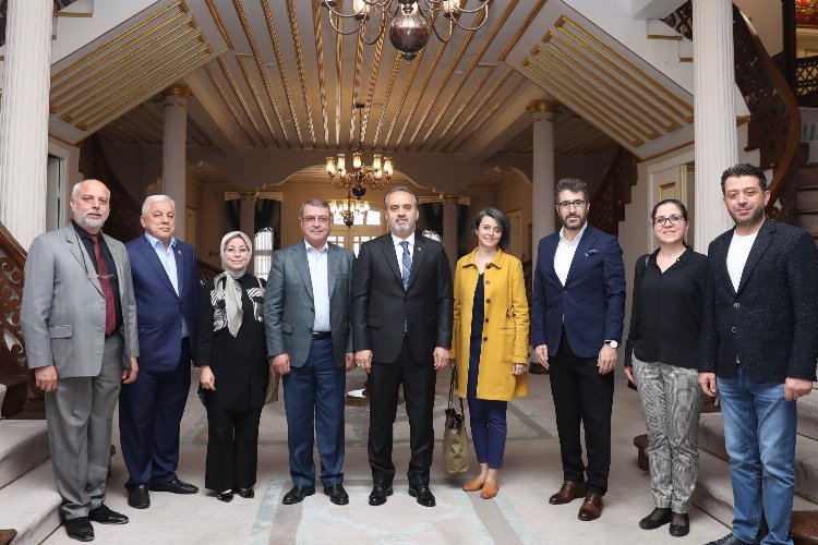 Bursa hediyelik eşyasını arıyor -