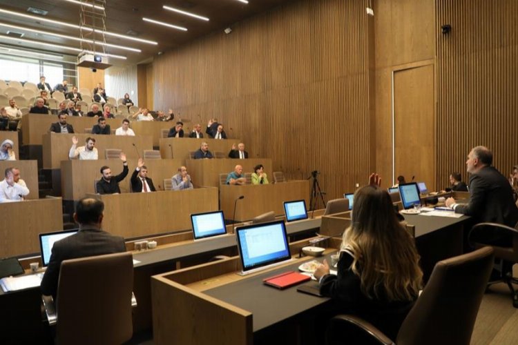 Bursa İnegöl Belediye Meclisi performans programını görüşüyor -