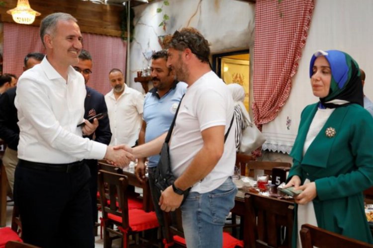 Bursa İnegöl'de belediye personeline toplu doğum günü -