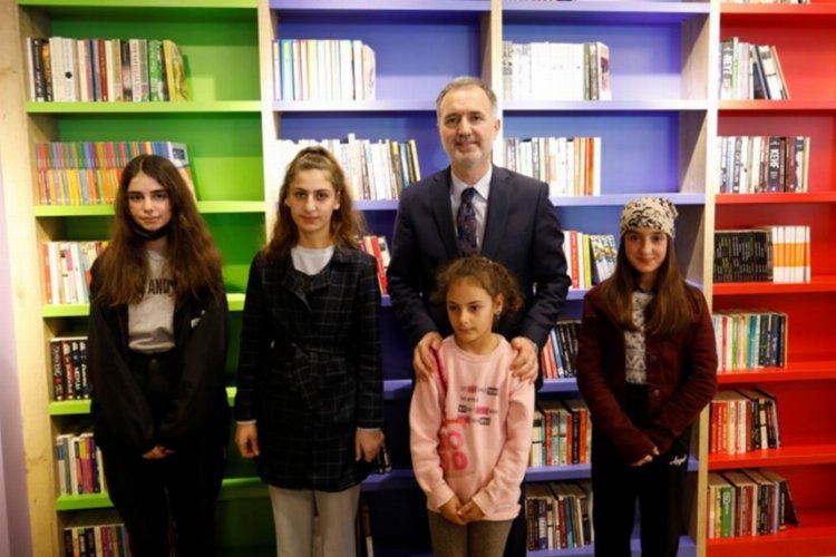 Bursa İnegöl'de 'nöbetçi kitaphaneler' ilgi görüyor -