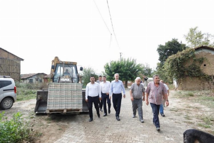 Bursa İnegöl'ün kırsal mahallelerine parke taş konforu -