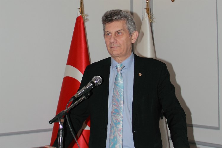 Bursa iş dünyası üretmekten vazgeçmiyor -