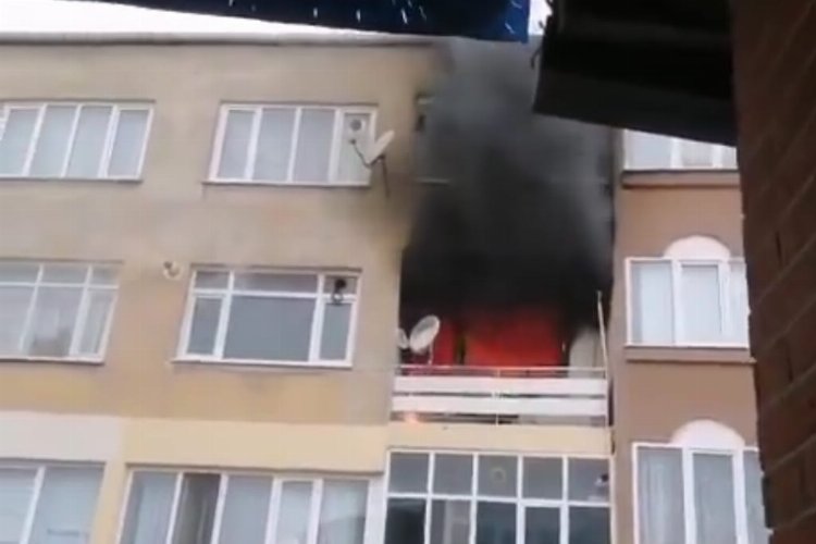 Bursa Karacabey'de korkutan yangın! -