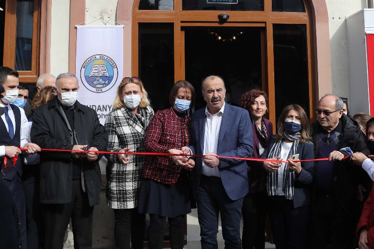 Bursa Mudanya'da belediye 'sosyal tesis' açtı -