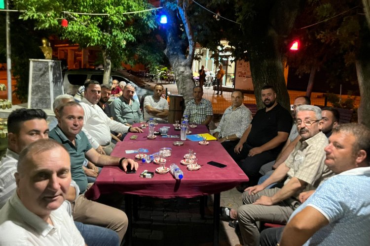 Bursa Mudanya'da İYİ Partililer incir üreticilerinin fiyat beklentilerine ses oldu -