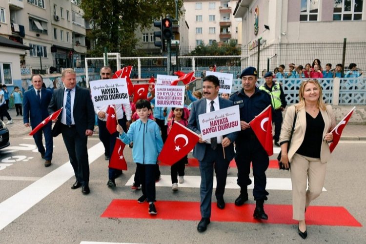 Bursa Mudanya’da 'kırmızı çizgi' farkındalığı -