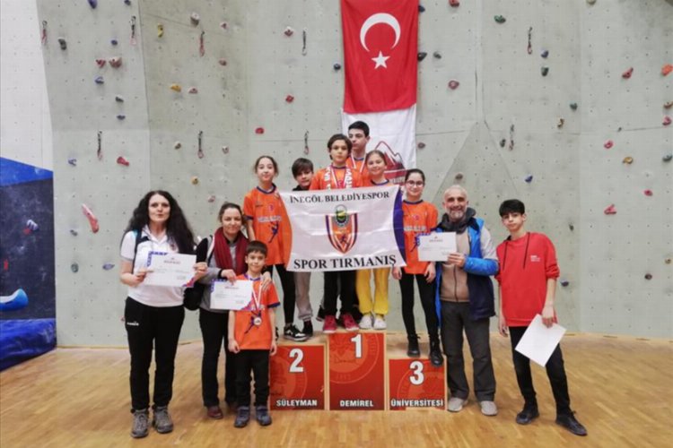 Bursa İnegöl Belediyespor Spor Tırmanış Takımı kürsüleri fethetti -