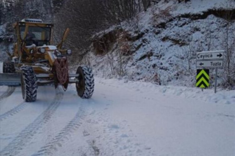 Bursa İnegöl'de 10 ekiple kar seferberliği -