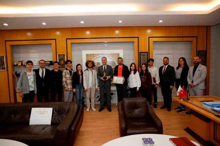 Bursa İnegöl'de Başkan Taban Halk Dansları topluluğunu ağırladı -