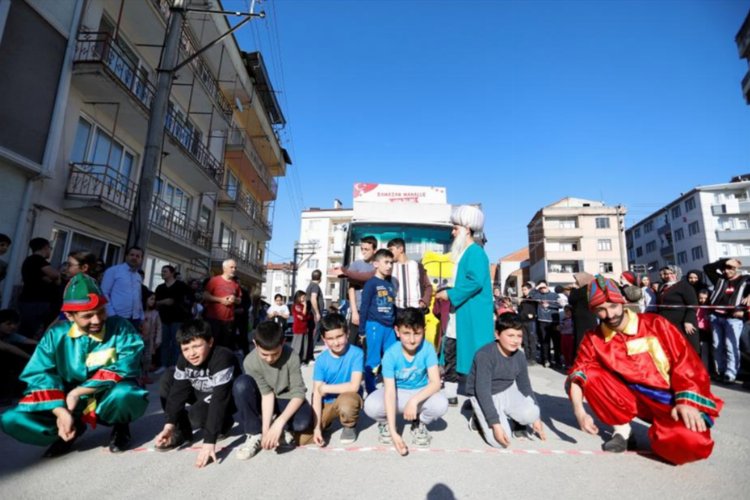 Bursa İnegöl'de ramazan eğlenceleri tüm şehri sarıyor -