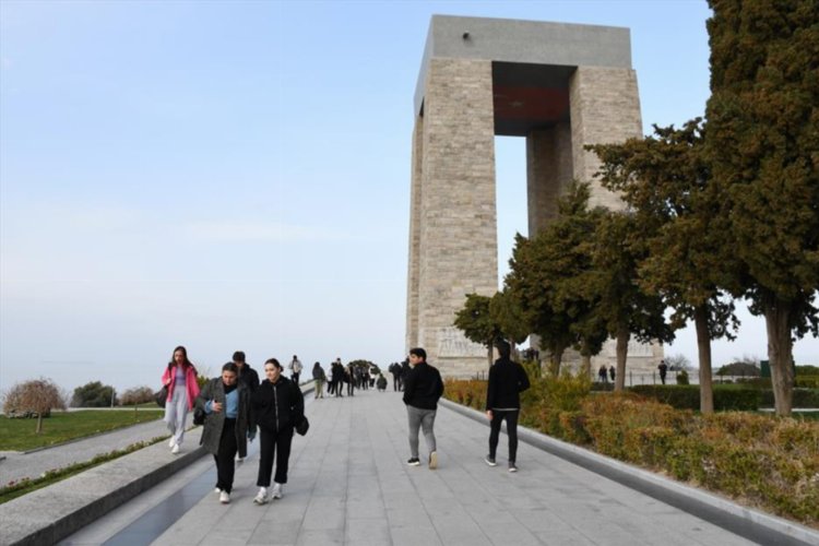 Bursa İnegöllü 1500 genç Çanakkale'yi gezdi -