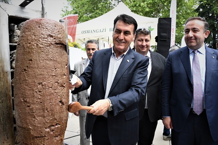 Bursa’nın damak çatlatan lezzetleri Osmangazi’de tanıtılıyor -