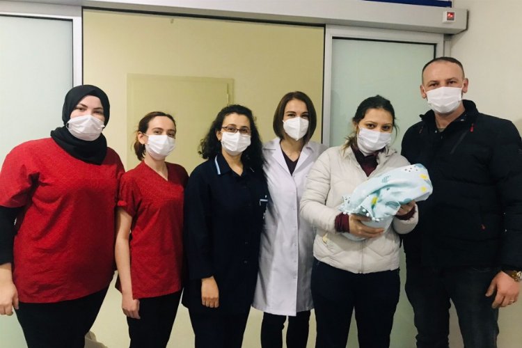 Bursa'nın minik savaşçısı koronavirüse meydan okudu -