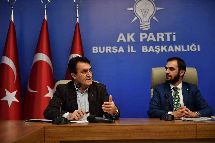 Bursa Osmangazi Belediye Başkanı Dündar gençlerle buluştu -