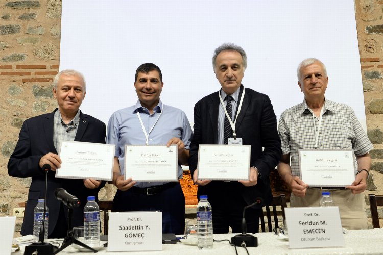 Bursa Osmangazi'de akademisyenler 'Yörük'leri anlattı -