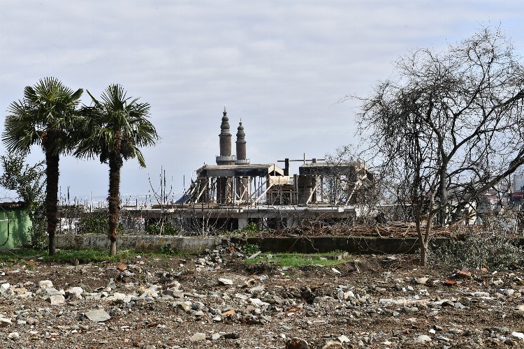 Bursa Osmangazi'de şehrin silüetini koruyacak yıkım -