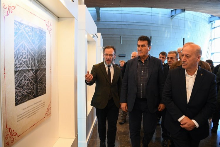 Bursa Osmangazi'de Emir Sultan'a özel sergi -
