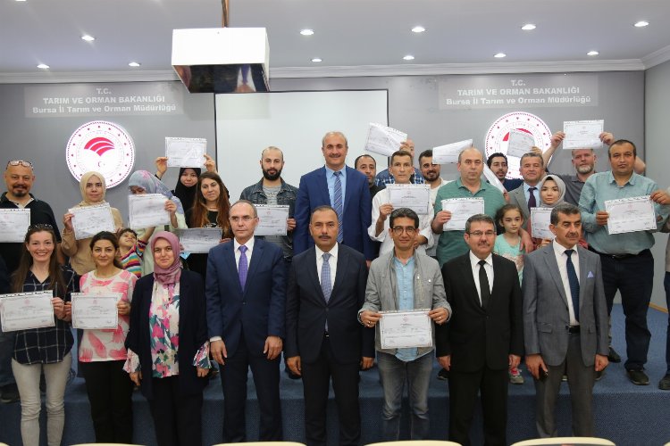 Bursa Osmangazi'de mantar yetiştiricileri sertifikalandı -