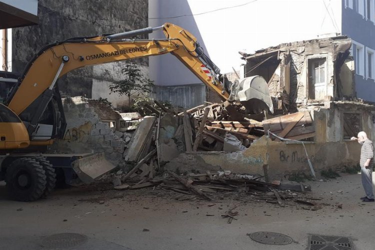 Bursa Osmangazi'de metruklar ortadan kalkıyor -