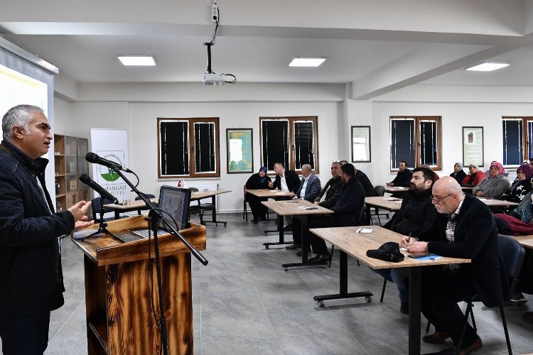 Bursa Osmangazi’de 'Üzüm Yetiştiriciliği' anlatıldı -