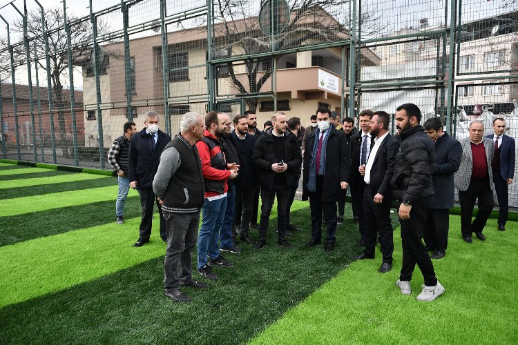 Bursa Osmangazi'den Gülbahçespor'a saha desteği -