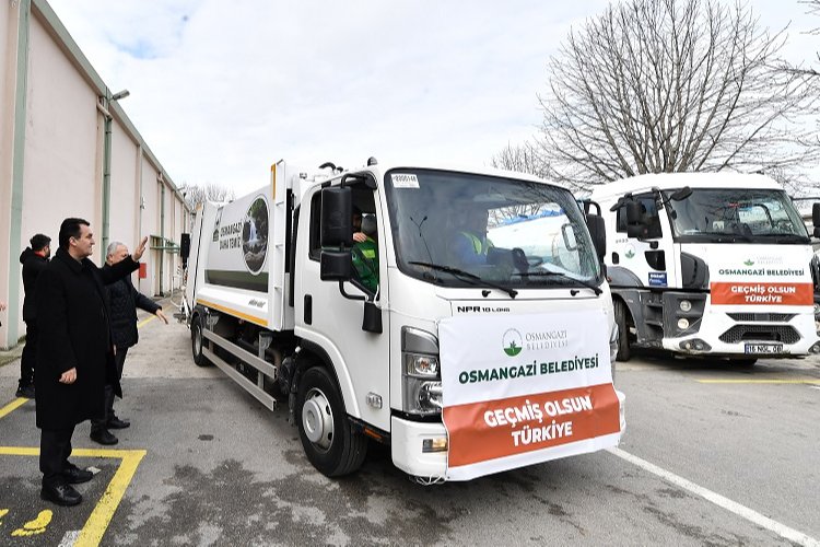 Bursa Osmangazi’nin depremzedelere yardımı sürüyor -