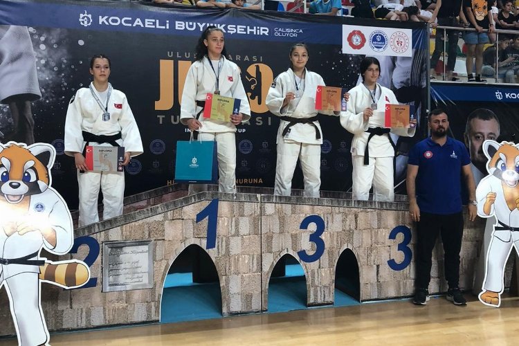 Bursa Osmangazili judocunun madalya mutluluğu -