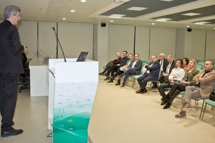 Bursa Vizyonu'na 'Akademik' anlatım -