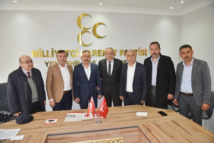 Bursa Yenişehir'de meclis üyesi MHP'ye katıldı -