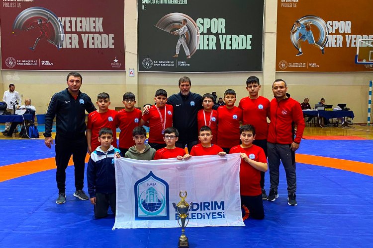 Bursa Yıldırım Belediyespor'dan güreşte başarı üstüne başarı -