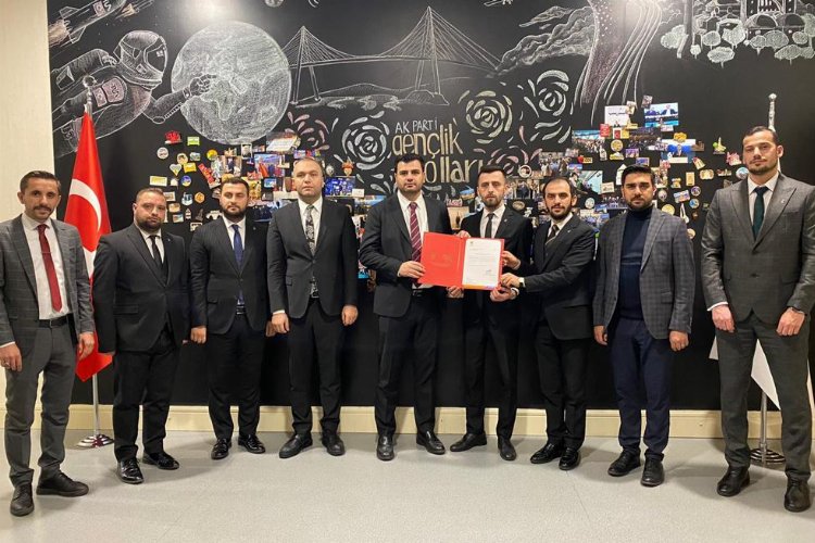 Bursa Yıldırım'da 'AK Gençlik' Maviçiçek'e emanet -