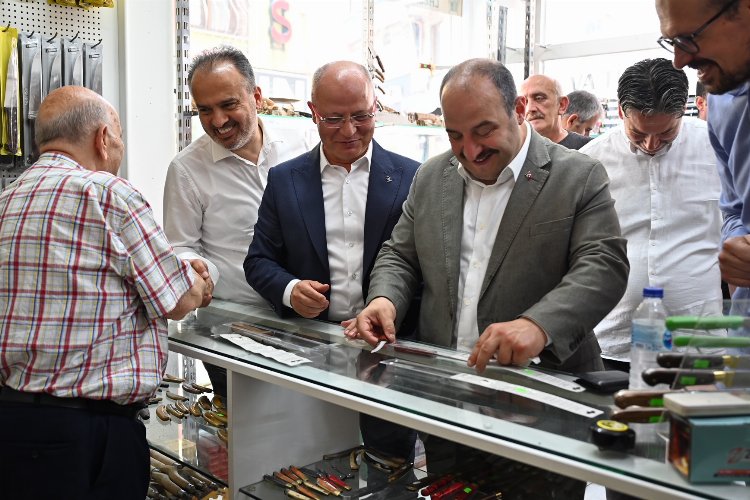 Bursalı bıçakçılarda bayram telaşı -