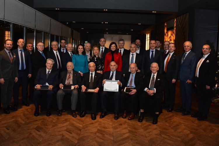 BUSİAD’ın vefa gecesi -