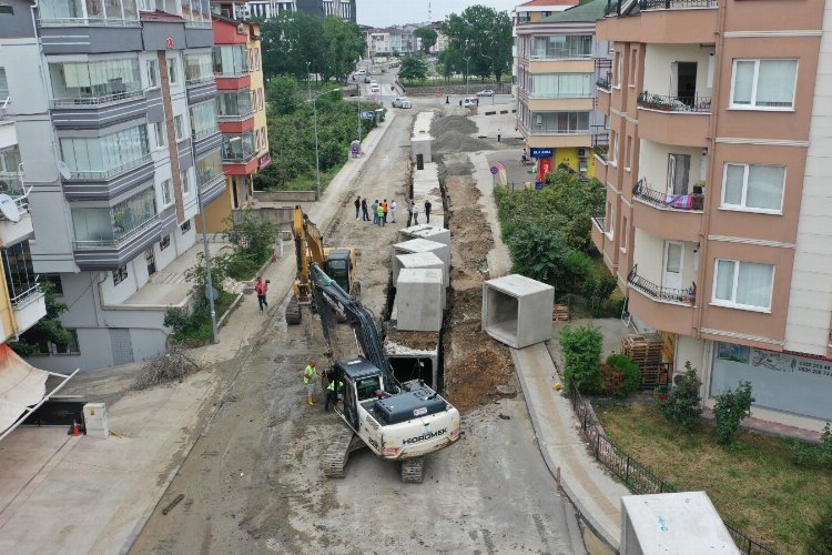 Büyükşehir 30 yıllık soruna neşter vuruyor -