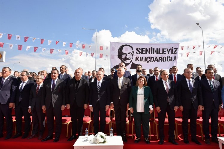 Büyükşehir’den Adana’ya hizmet yağmuru -
