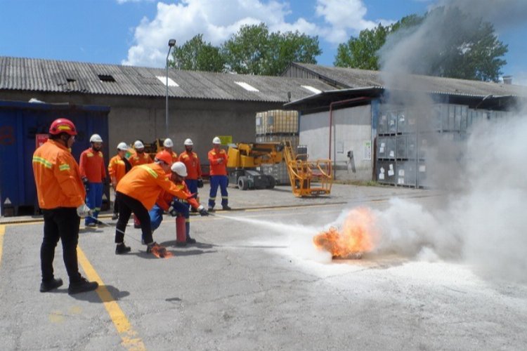Büyükşehir itfaiyesinden Shell ekiplerine eğitim -