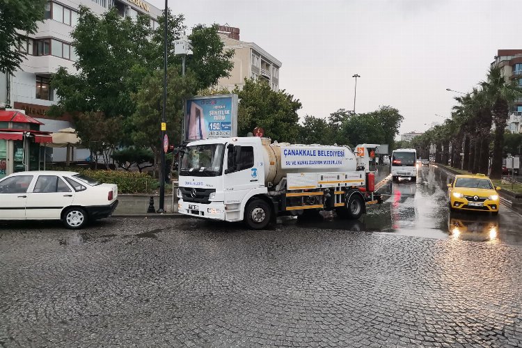Çanakkale sağanak yağışa hazırlıklı yakalandı -