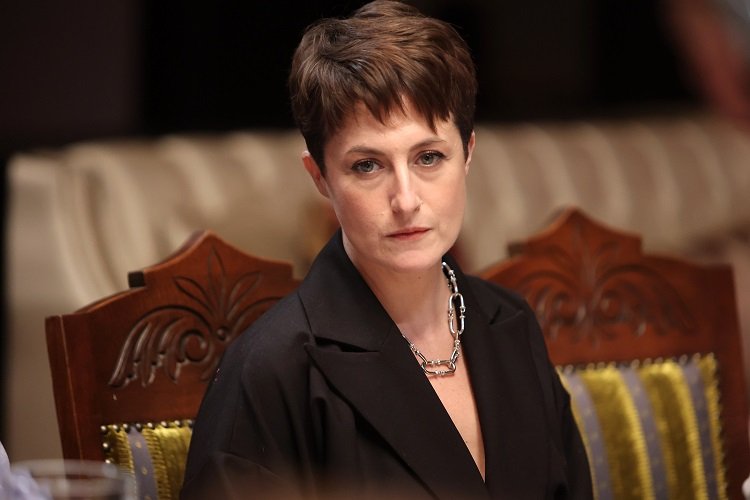 Canan Ergüder ekranlara dönüyor -