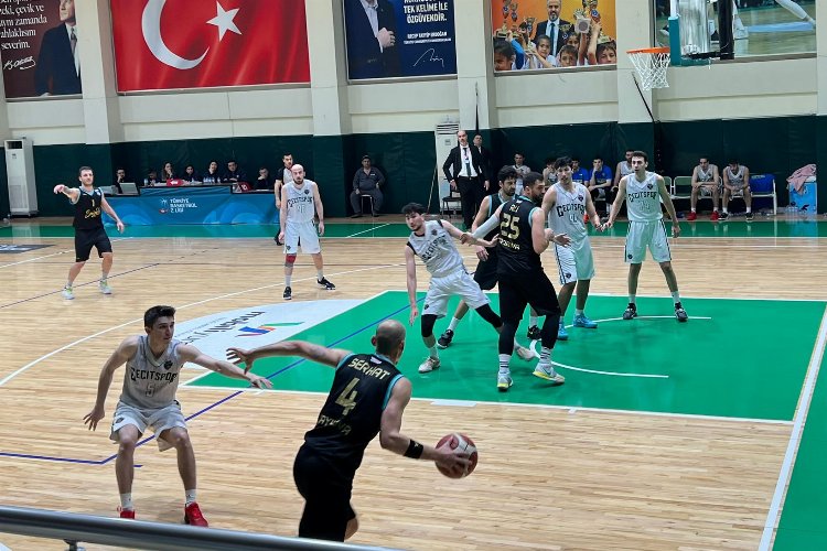 Çayırova Belediyesi geçit vermedi -