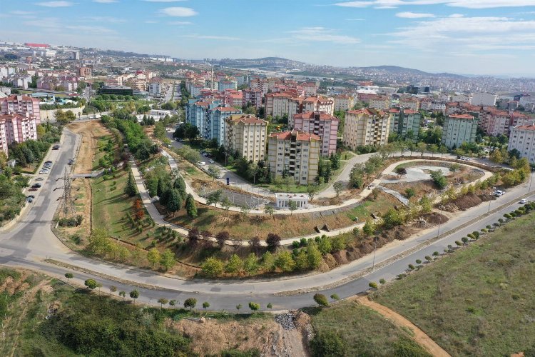 Çayırova Cumhuriyet Mahallesi Parkı’nda sona doğru -