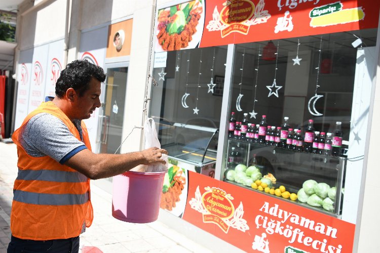 Çayırova'da ihtiyaç sahiplerine sıcak yemek dağıtımı -