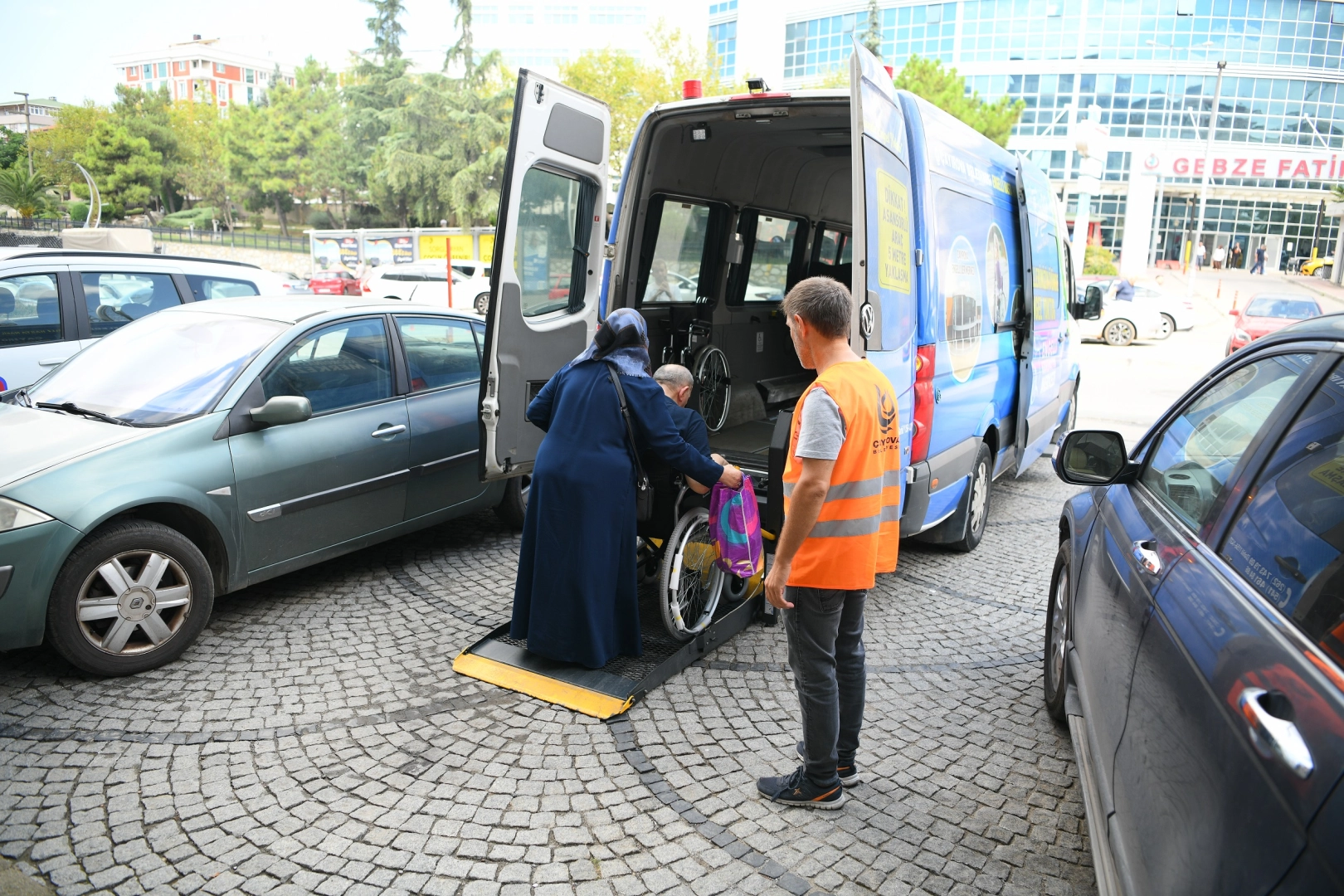 Çayırova'da tedaviye erişim artık daha kolay -